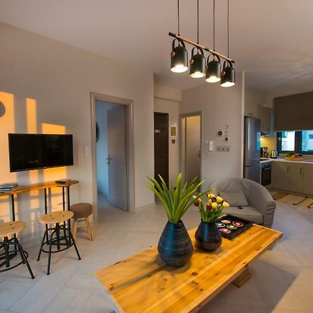 Marios Home, A Cozy And Spacious Apartment Near Downtown Preveze Dış mekan fotoğraf